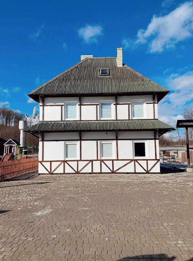 Hotel Orlyne Gnizdo Czerniowce Zewnętrze zdjęcie