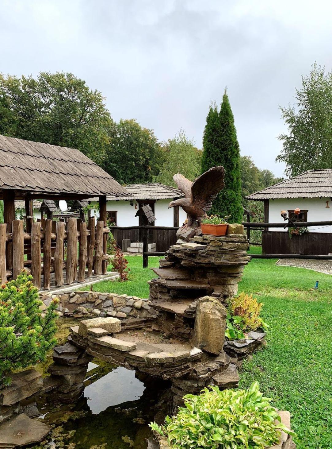 Hotel Orlyne Gnizdo Czerniowce Zewnętrze zdjęcie