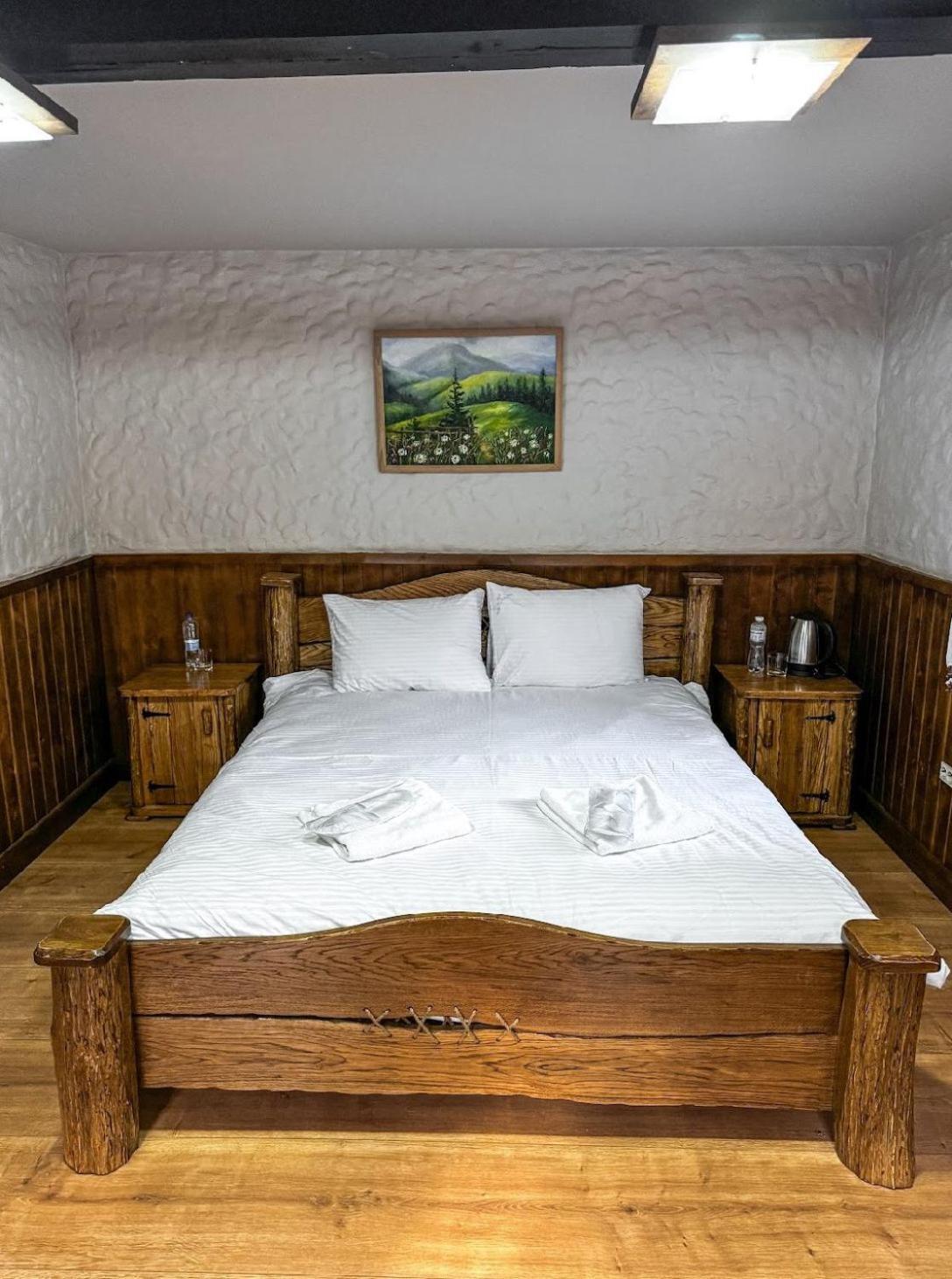 Hotel Orlyne Gnizdo Czerniowce Pokój zdjęcie